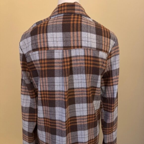Size Small Fall Flannel - Picture 3 of 3